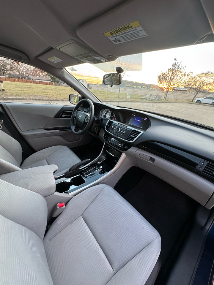 Honda Accord LX Sedan CVT 2016
