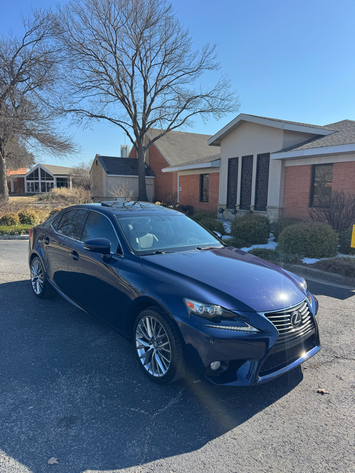 Lexus IS 250 RWD 2014