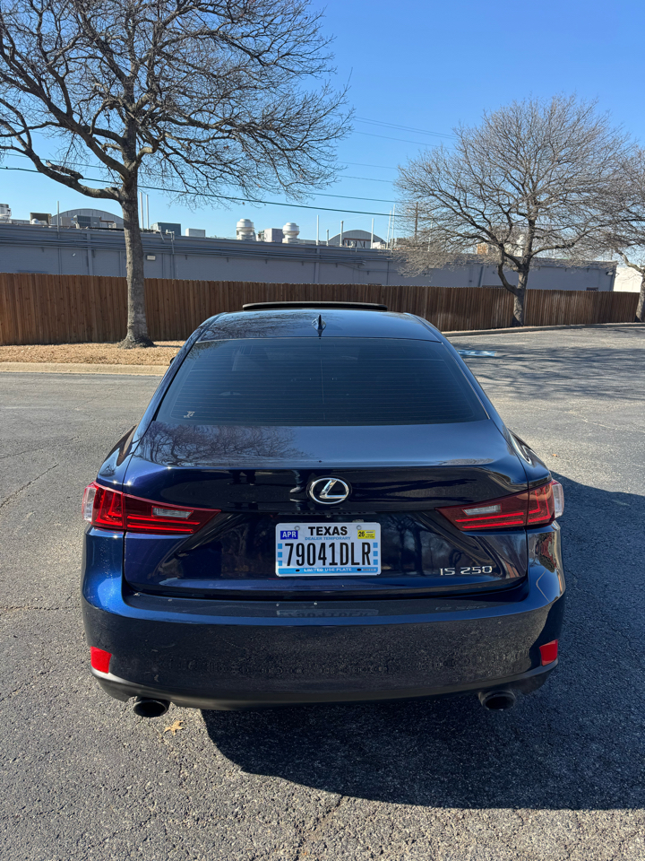 Lexus IS 250 RWD 2014