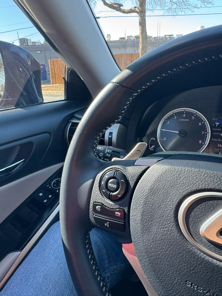 Lexus IS 250 RWD 2014