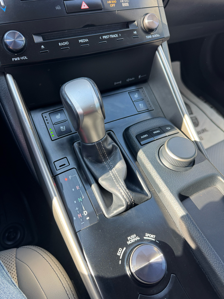 Lexus IS 250 RWD 2014