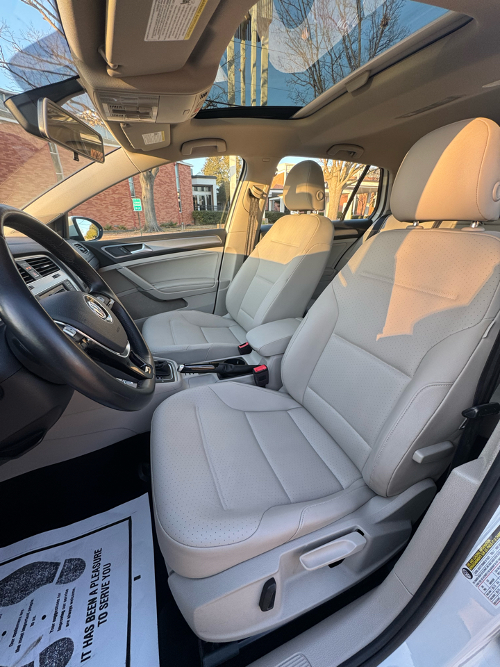 Volkswagen Golf TSI S 6A 2017