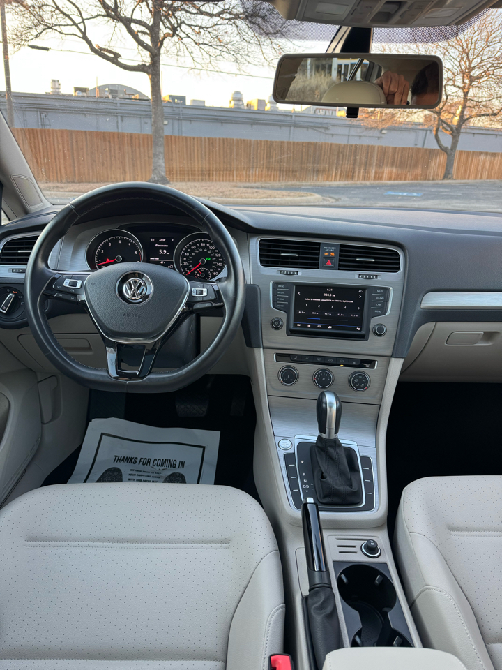 Volkswagen Golf TSI S 6A 2017