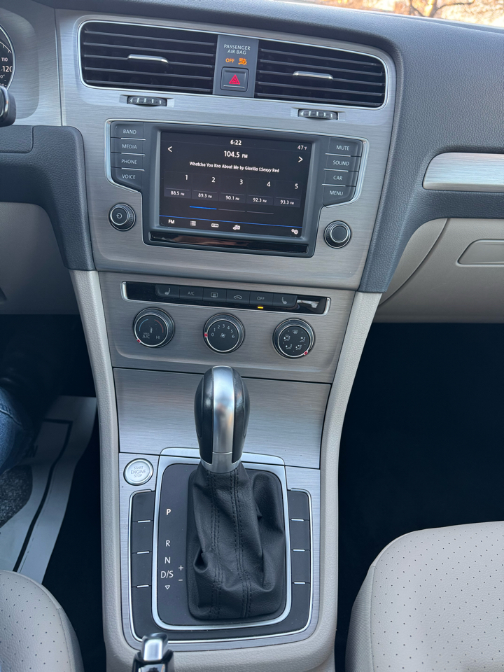 Volkswagen Golf TSI S 6A 2017