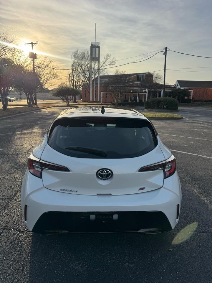 Toyota Corolla SE Hatchback CVT 2022