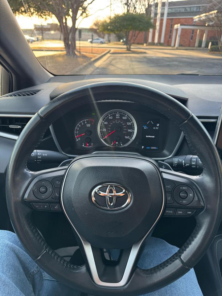 Toyota Corolla SE Hatchback CVT 2022