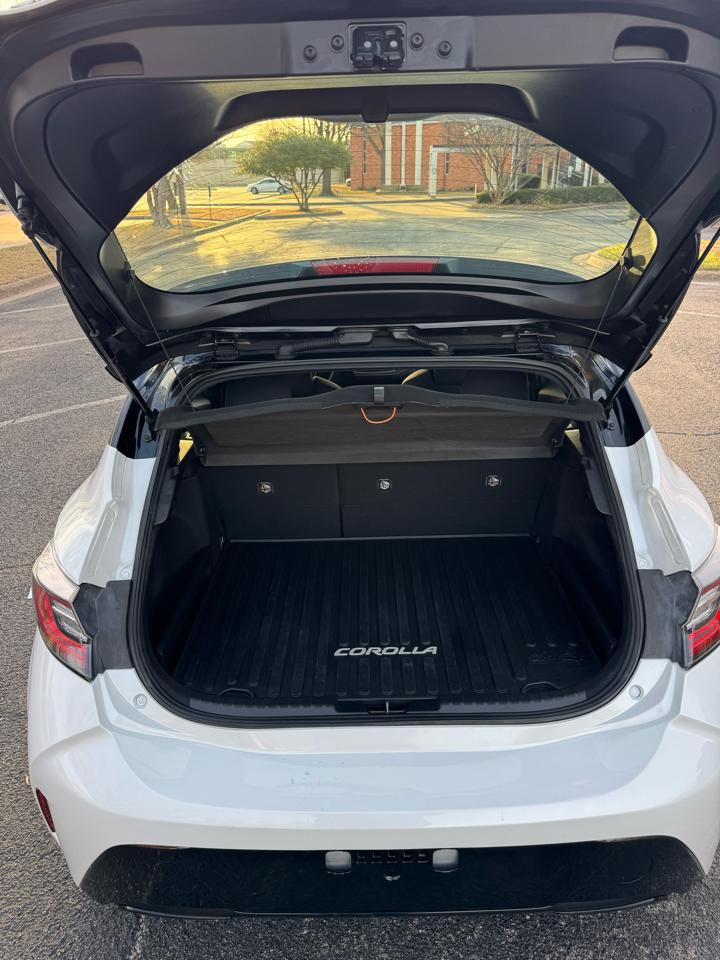 Toyota Corolla SE Hatchback CVT 2022