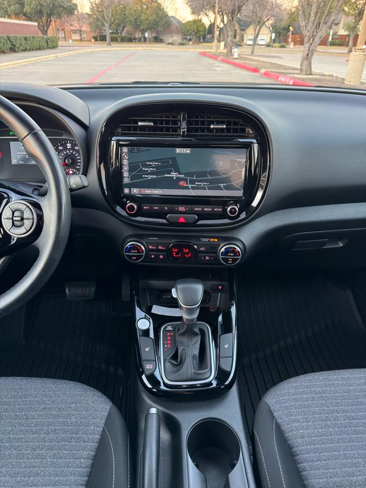 Kia Soul EX 2021