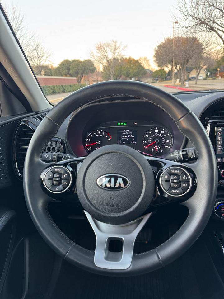 Kia Soul EX 2021