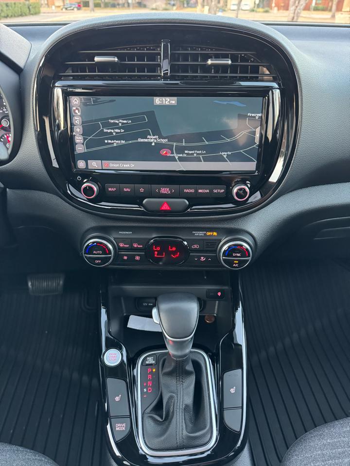 Kia Soul EX 2021