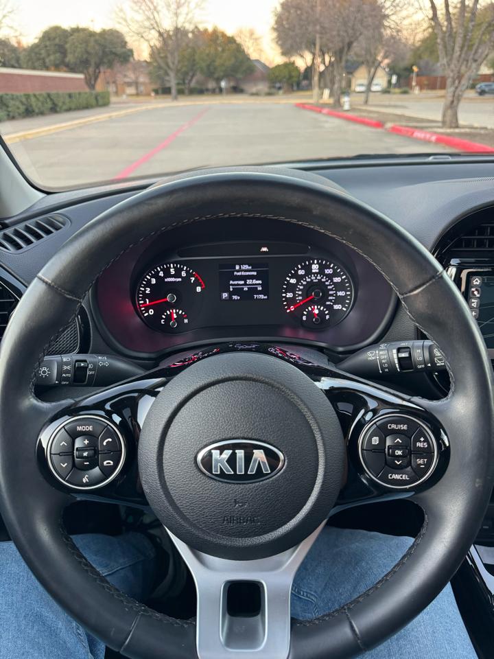 Kia Soul EX 2021