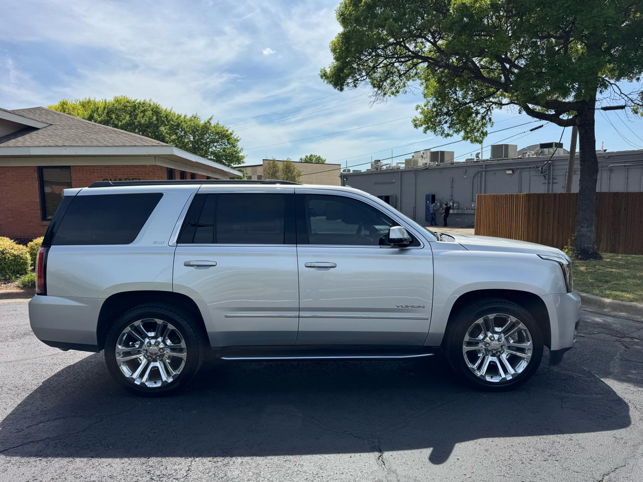 GMC Yukon SLT 2WD 2019