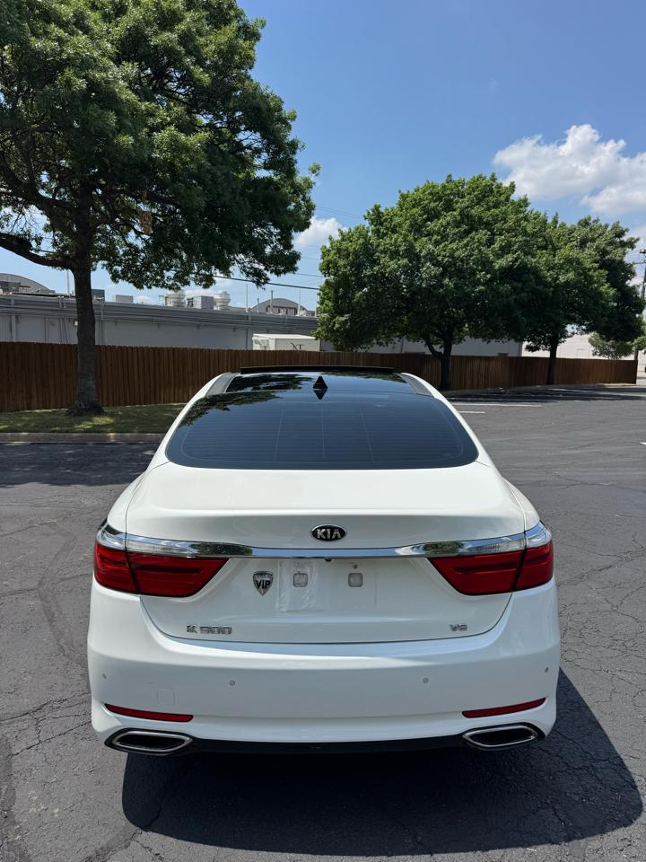 Kia K900 Luxury V8 2017