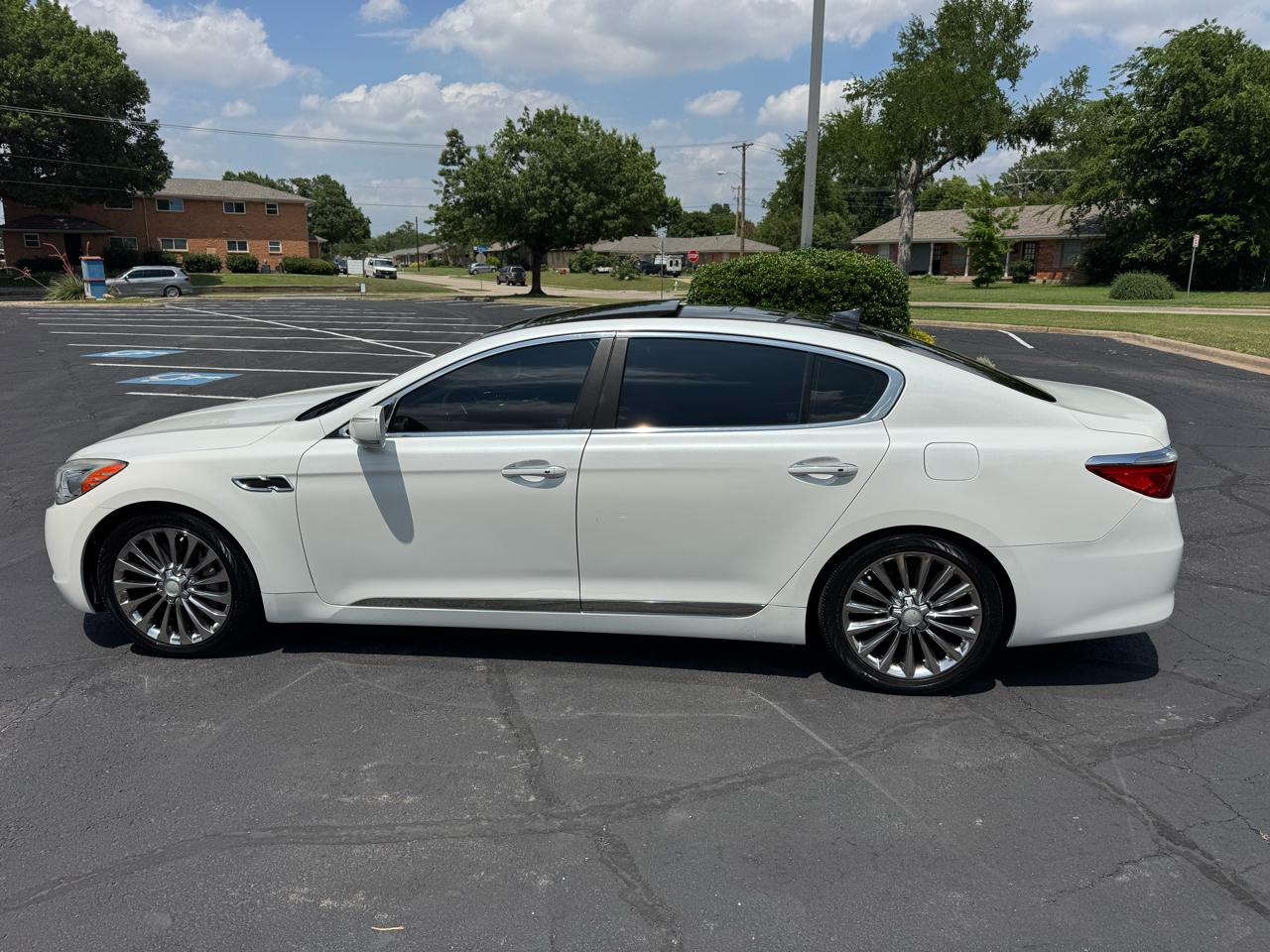 Kia K900 Luxury V8 2017