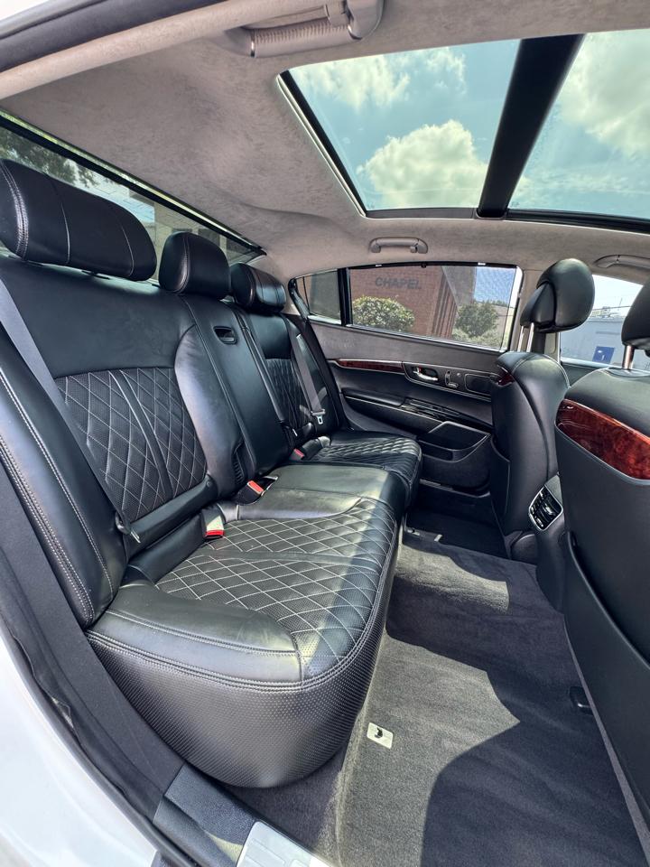 Kia K900 Luxury V8 2017