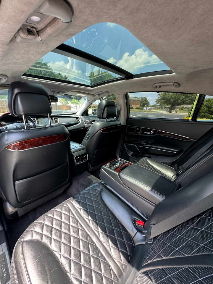 Kia K900 Luxury V8 2017