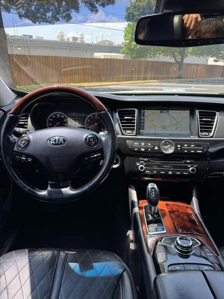 Kia K900 Luxury V8 2017