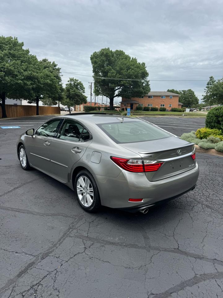 Lexus ES 350 Sedan 2015