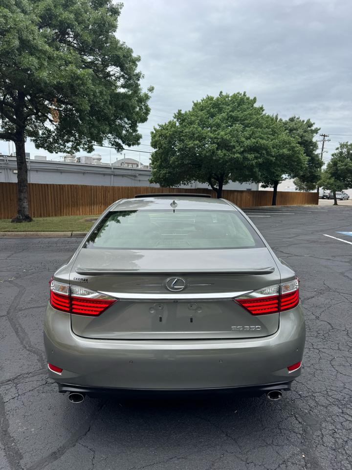 Lexus ES 350 Sedan 2015