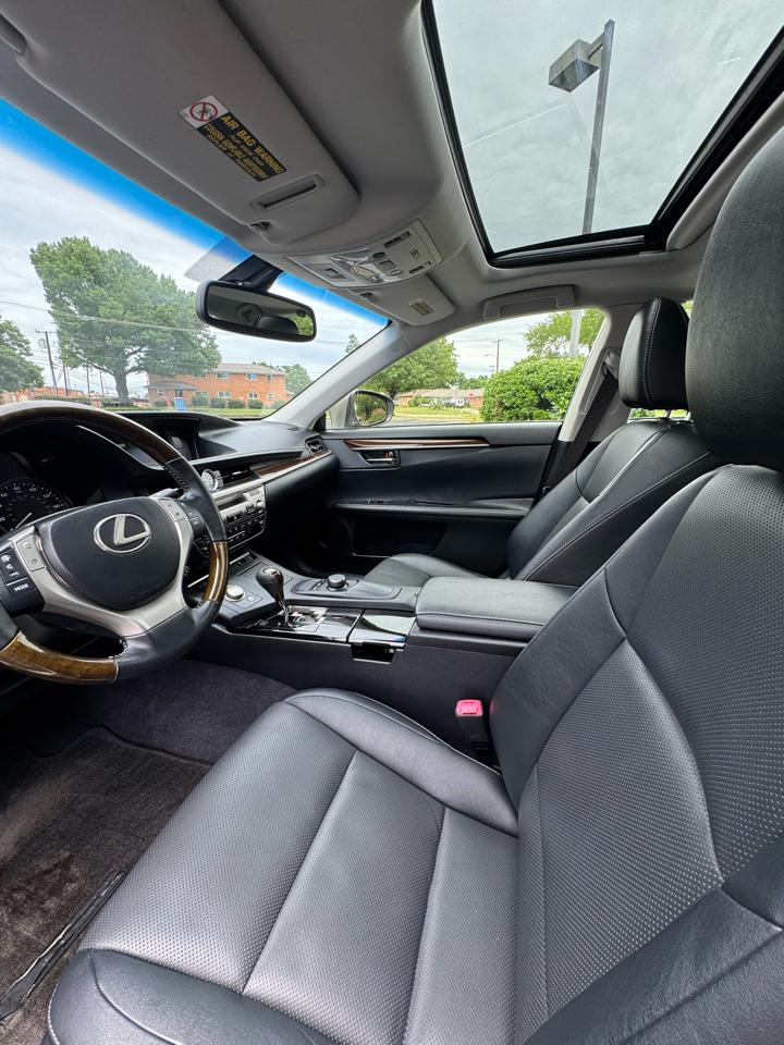Lexus ES 350 Sedan 2015
