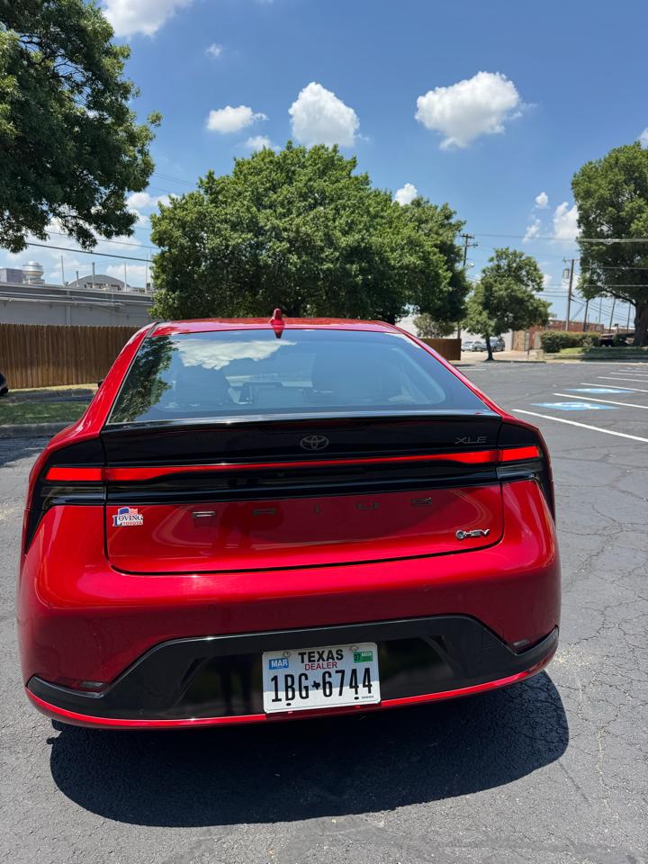 Toyota Prius XLE 2024