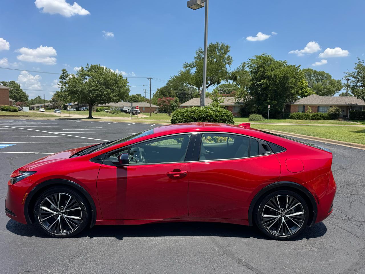 Toyota Prius XLE 2024