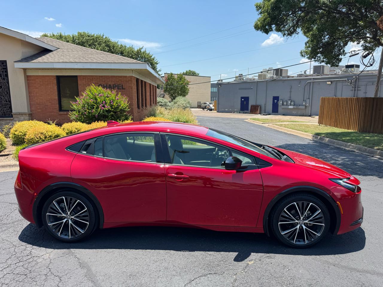 Toyota Prius XLE 2024