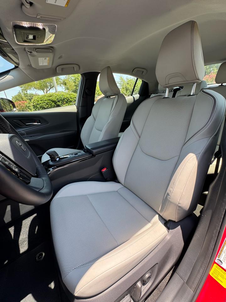 Toyota Prius XLE 2024