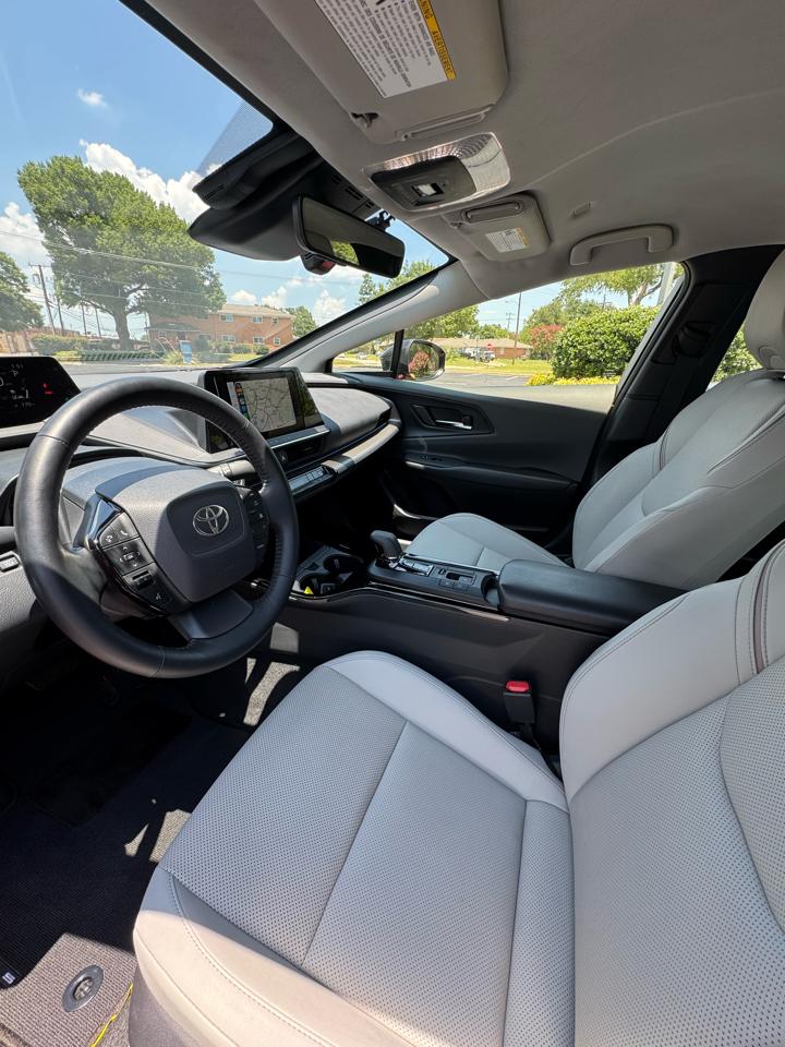 Toyota Prius XLE 2024