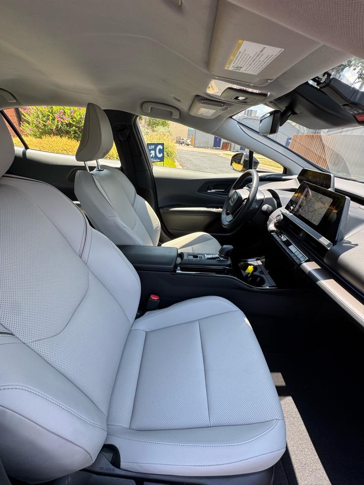 Toyota Prius XLE 2024