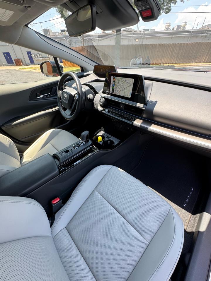 Toyota Prius XLE 2024