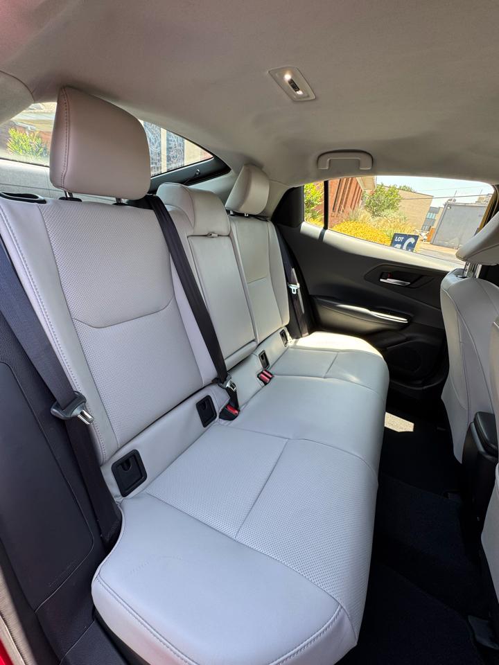 Toyota Prius XLE 2024