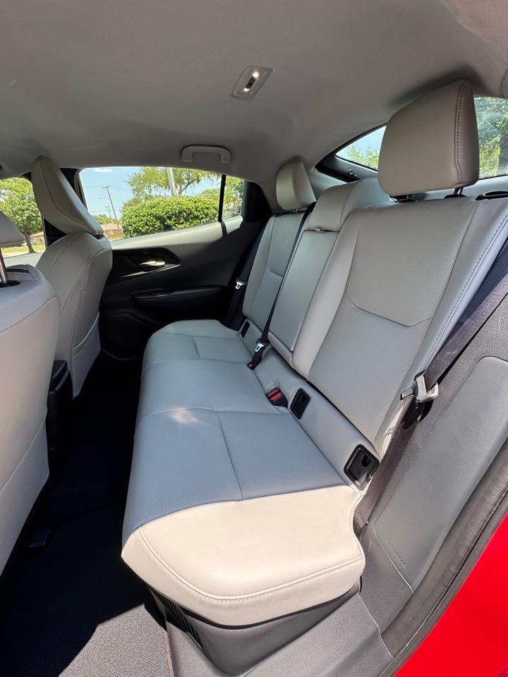 Toyota Prius XLE 2024
