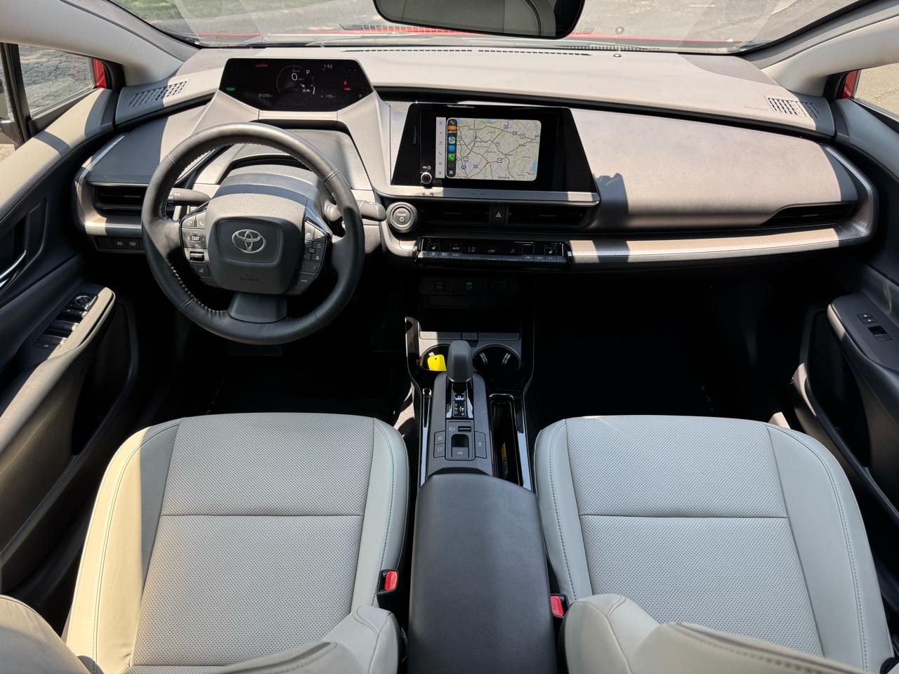 Toyota Prius XLE 2024