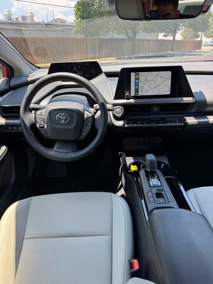 Toyota Prius XLE 2024