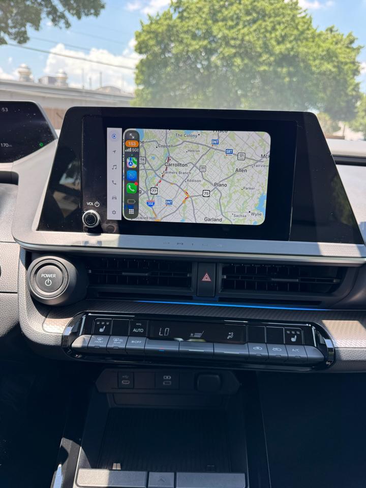 Toyota Prius XLE 2024