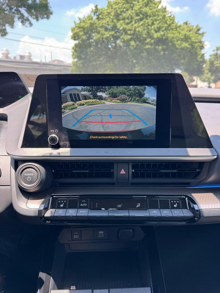 Toyota Prius XLE 2024