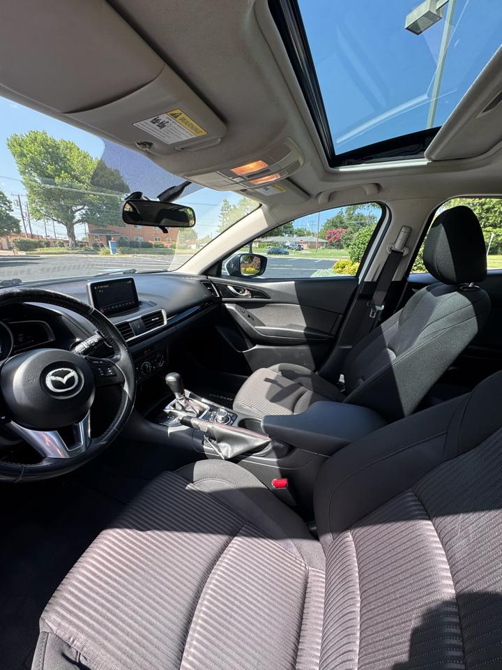 Mazda MAZDA3 i Touring AT 5-Door 2016
