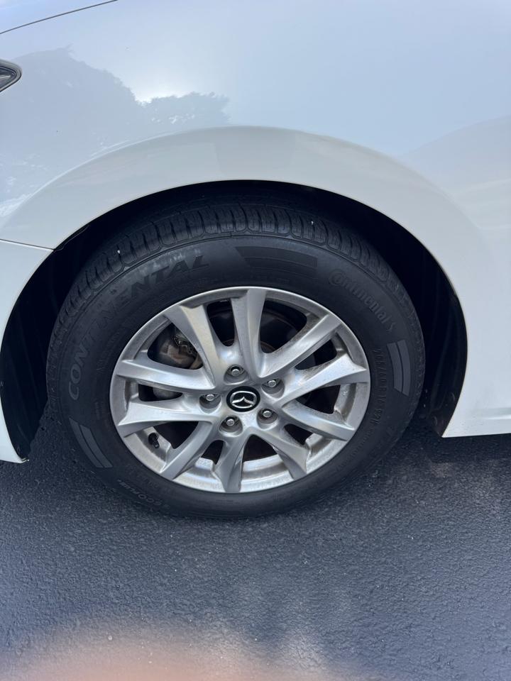 Mazda MAZDA3 i Touring AT 5-Door 2016
