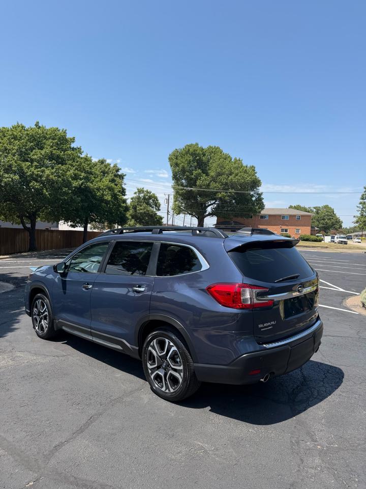 Subaru Ascent Touring 2025