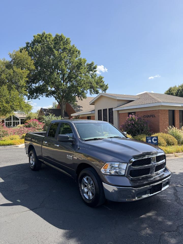 RAM 1500 SLT Quad Cab 2017