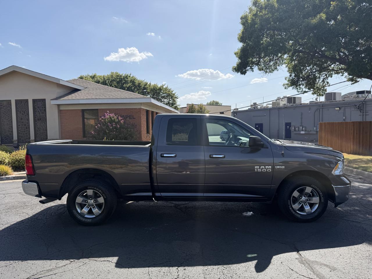 RAM 1500 SLT Quad Cab 2017