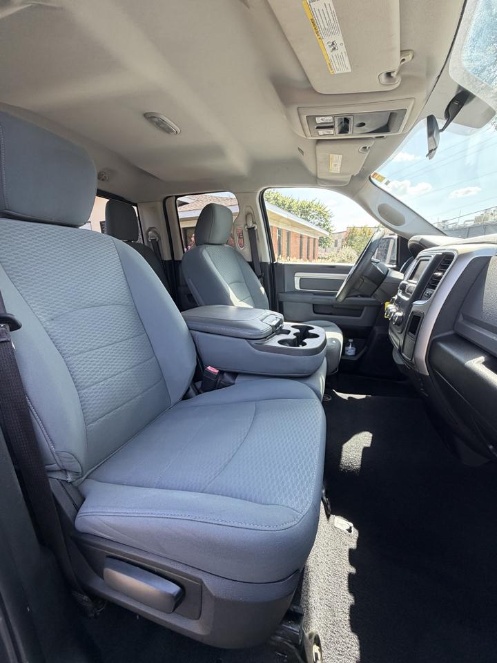RAM 1500 SLT Quad Cab 2017