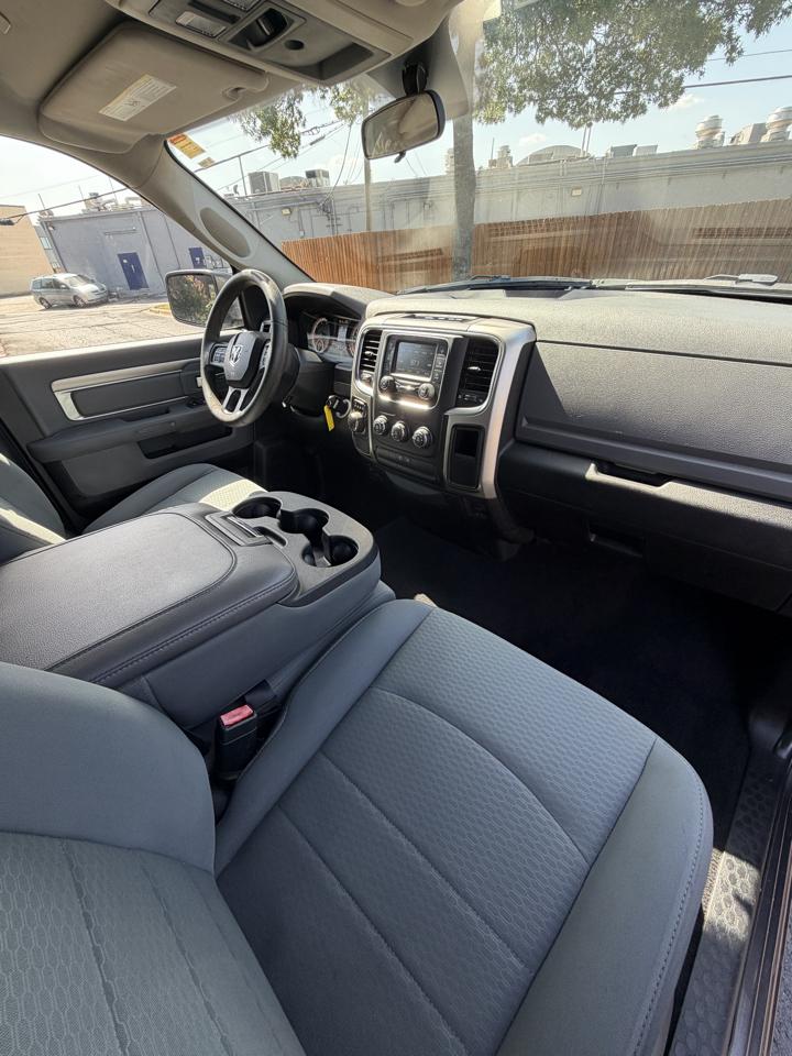 RAM 1500 SLT Quad Cab 2017