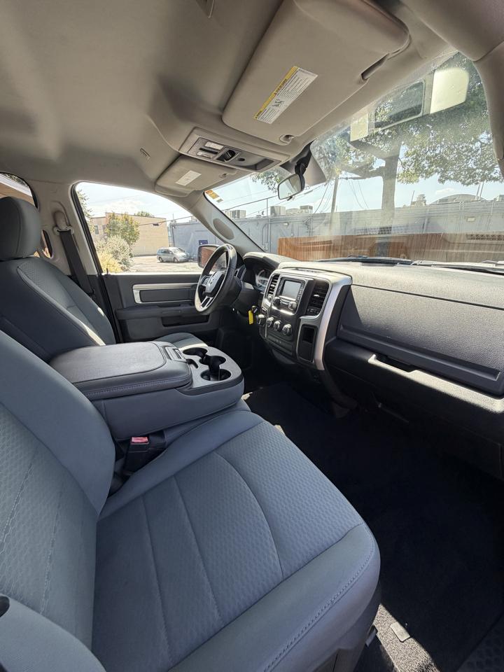 RAM 1500 SLT Quad Cab 2017