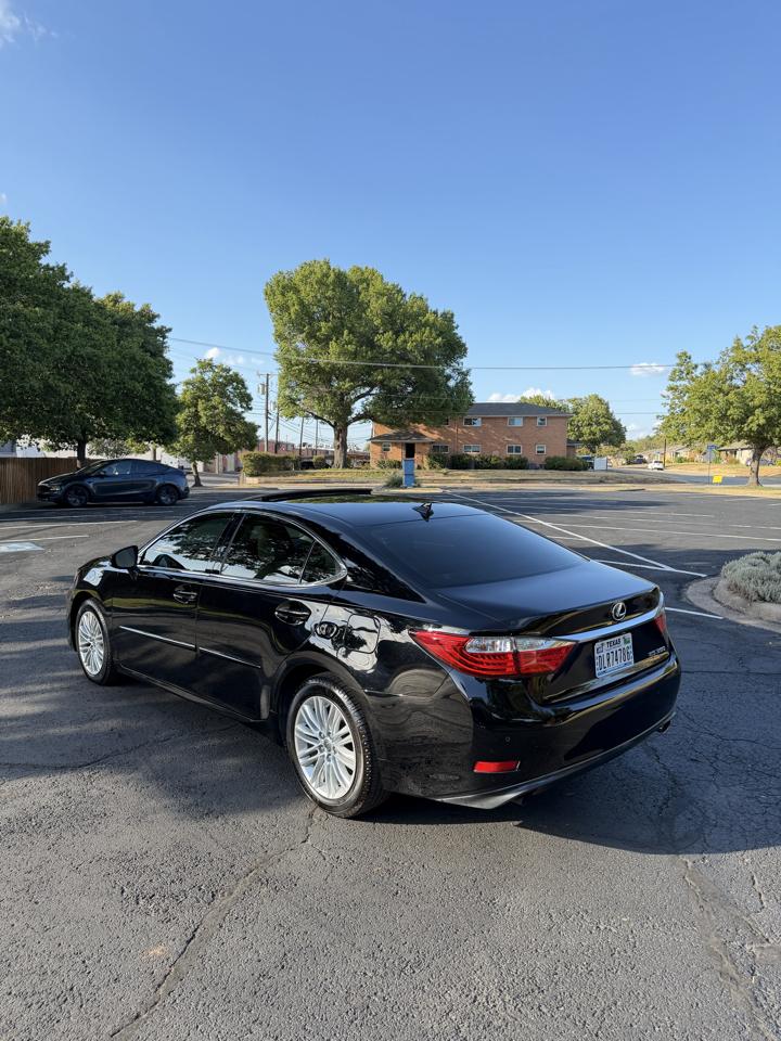 Lexus ES 350 Sedan 2014