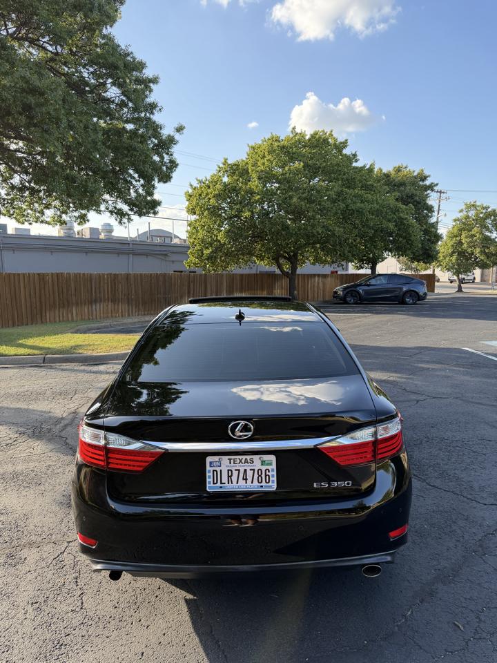 Lexus ES 350 Sedan 2014