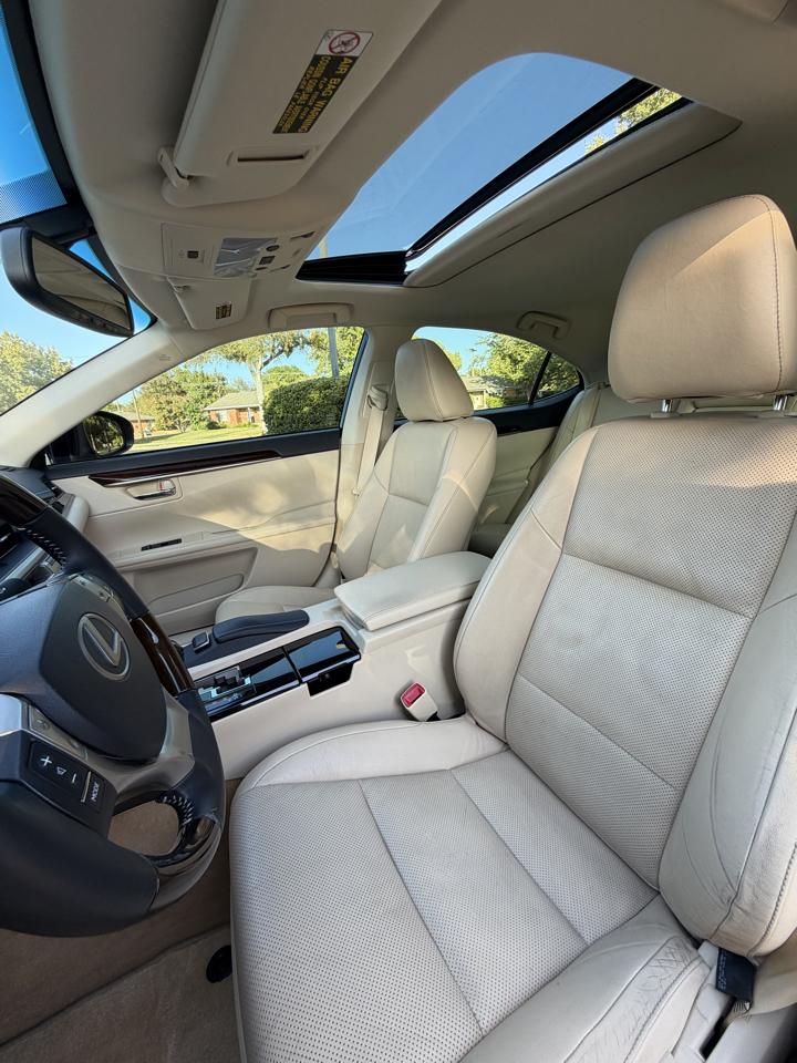 Lexus ES 350 Sedan 2014