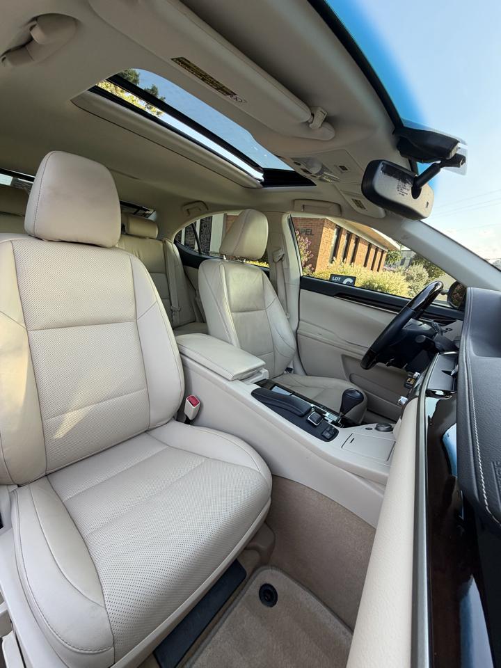 Lexus ES 350 Sedan 2014