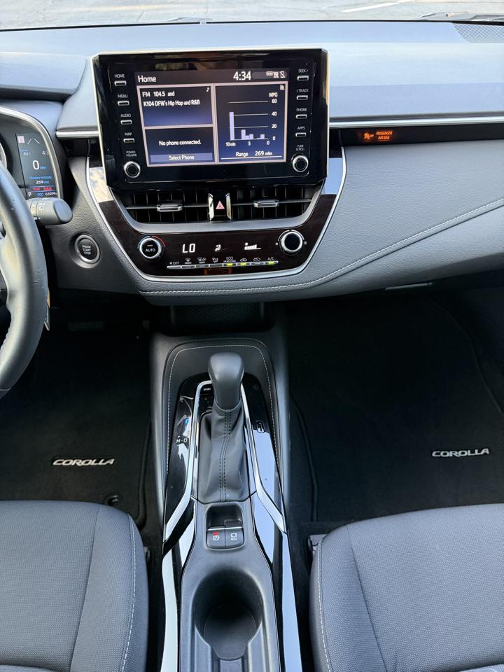 Toyota Corolla XLE CVT 2019